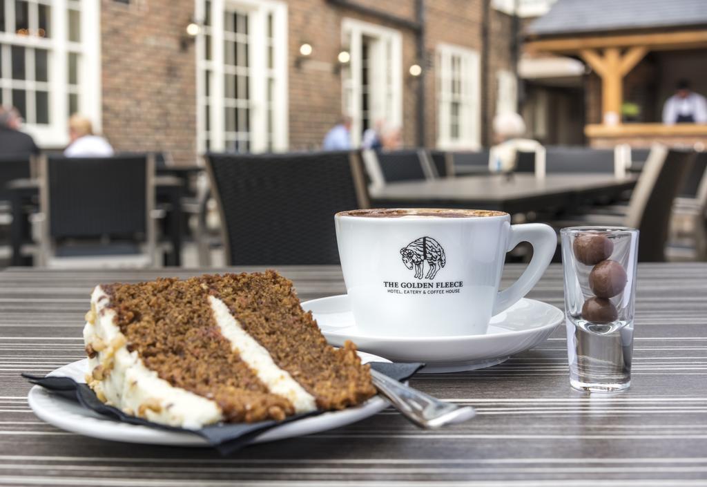The Golden Fleece Hotel, Thirsk, North Yorkshire Exteriér fotografie