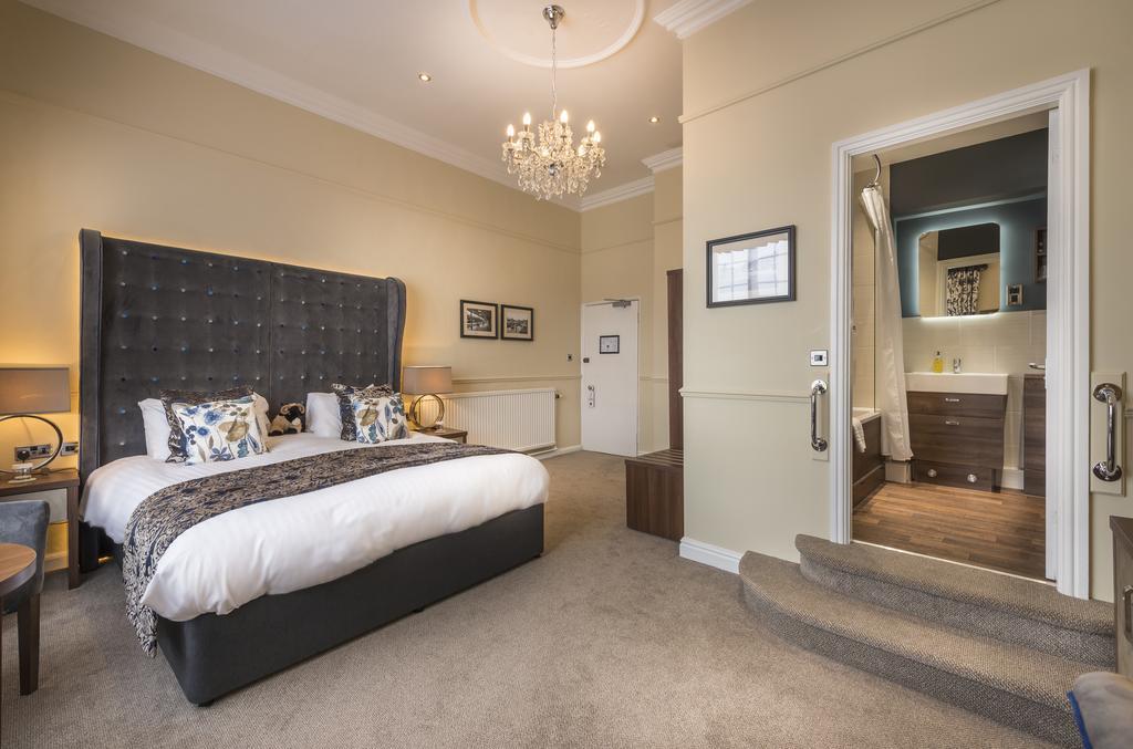 The Golden Fleece Hotel, Thirsk, North Yorkshire Exteriér fotografie