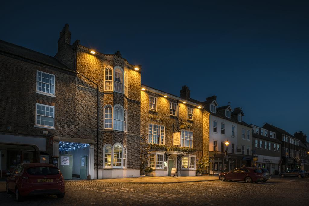 The Golden Fleece Hotel, Thirsk, North Yorkshire Exteriér fotografie