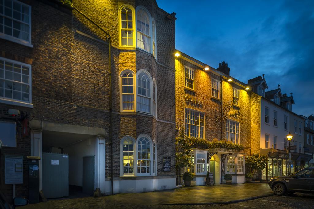 The Golden Fleece Hotel, Thirsk, North Yorkshire Exteriér fotografie