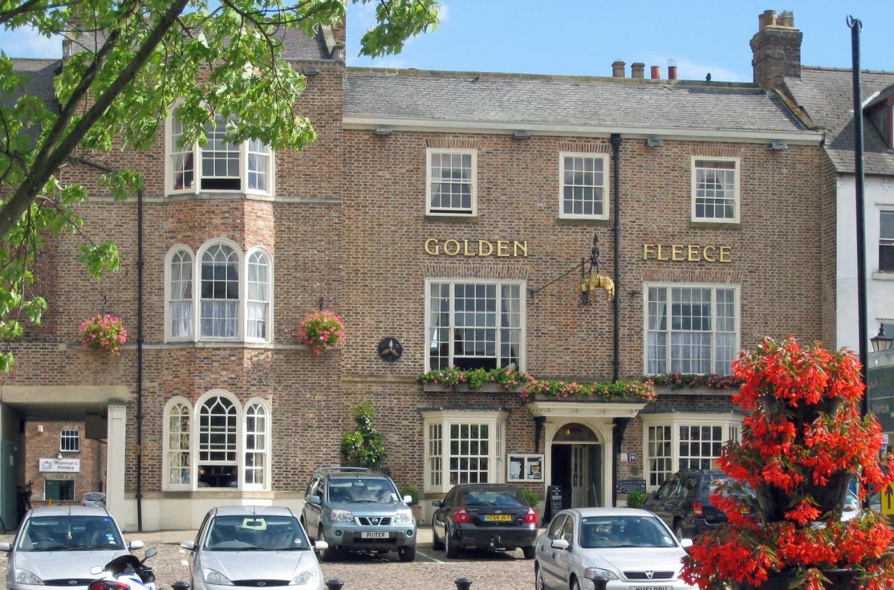 The Golden Fleece Hotel, Thirsk, North Yorkshire Exteriér fotografie